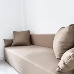 شقة Zlote